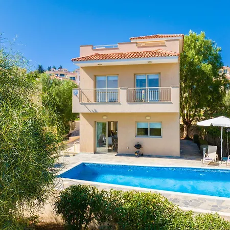 Panorama Tria Villa *